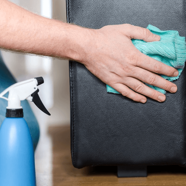 Deri Koltuklar İçin Doğru Temizlik Uygulamaları : Kapak Görseli