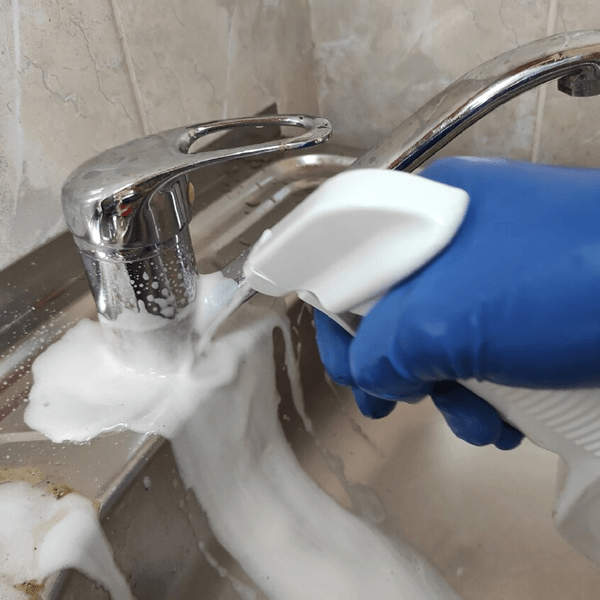 Pas Lekesi Banyo Musluğundan Nasıl Temizlenir? : Kapak Görseli